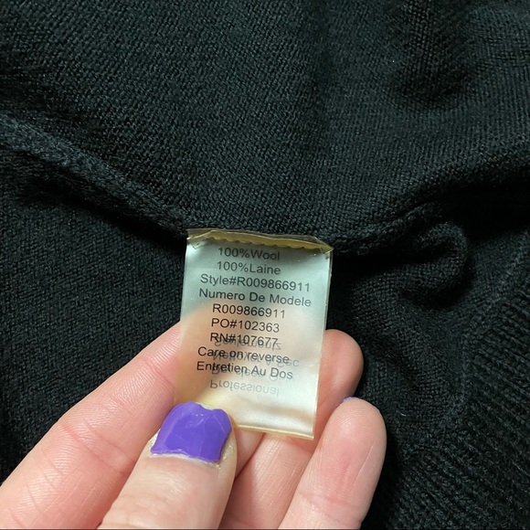 Alice + Olivia Black 100% Wool Designer Soft Knit Cardigan Sweater Tassel Accent - Picture 6 of 6